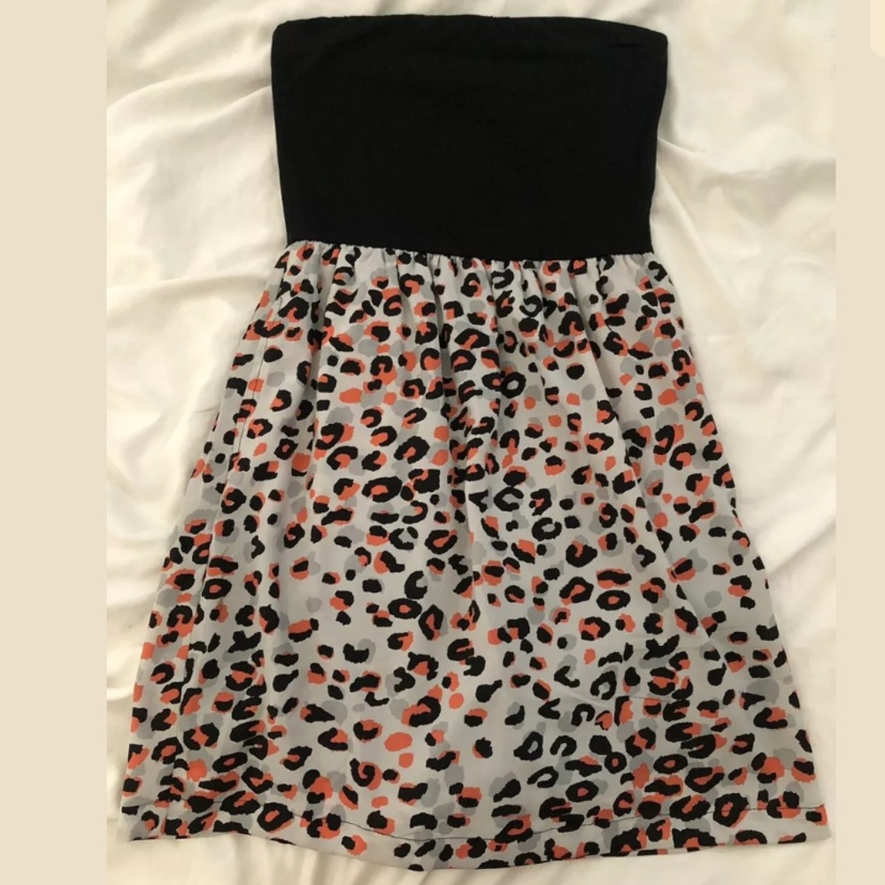 Forever 21 Strapless Animal Print Dress